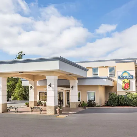 Super 8 By Wyndham Valdosta Mall-2