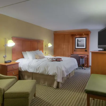 Hampton Inn Wheeling-3