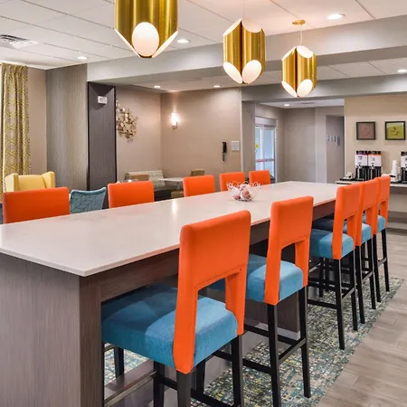 Hampton Inn Emporia, Ks-2