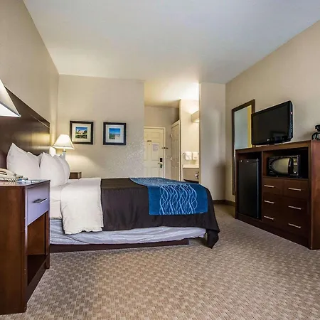 Quality Inn & Suites Dixon Near I-88-2