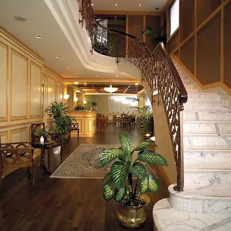 Hotel De La Ville-3