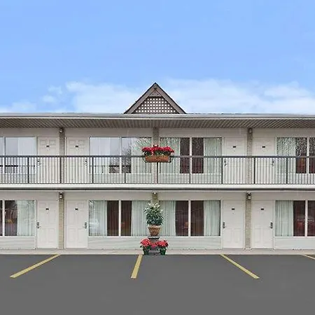 Days Inn By Wyndham Birch Run-3