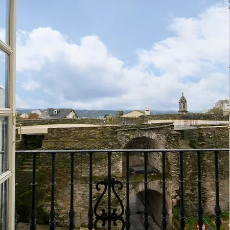 Hotel Monumento Pazo de Orbán-3