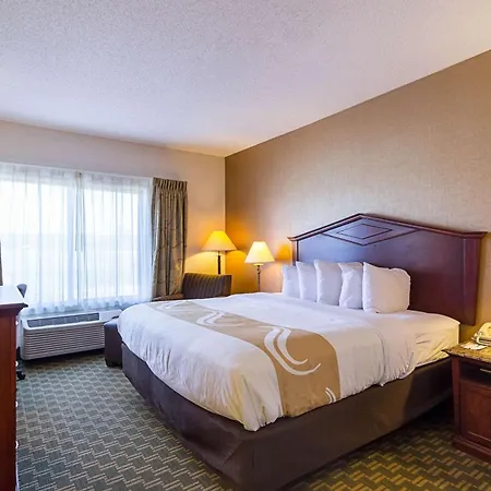 Quality Inn Fairmont-2
