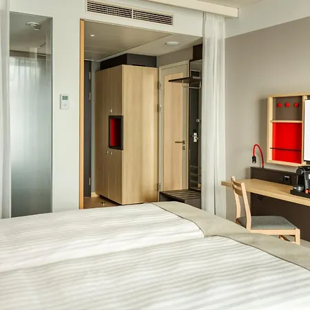 IntercityHotel Amsterdam Airport-2