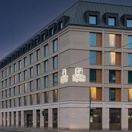 Holiday Inn Express & Suites - Potsdam By Ihg-3