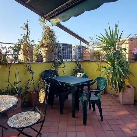 Marconi Rooms And Apartments-3