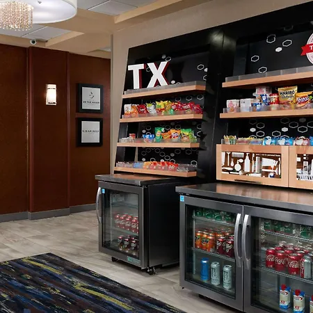 Hampton Inn Eagle Pass-2