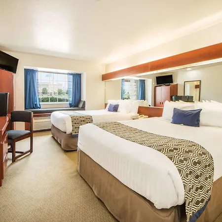 Microtel Inn And Suites By Wyndham Miami Ok-2