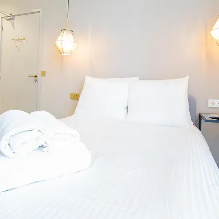 The Den Newly Build Apartment 7-Minutes From Rotterdam City Central Station App2-2