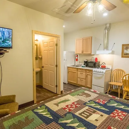 June Lake Motel-3