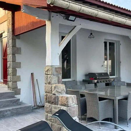 Bed & Breakfast L'Etape Basque-3