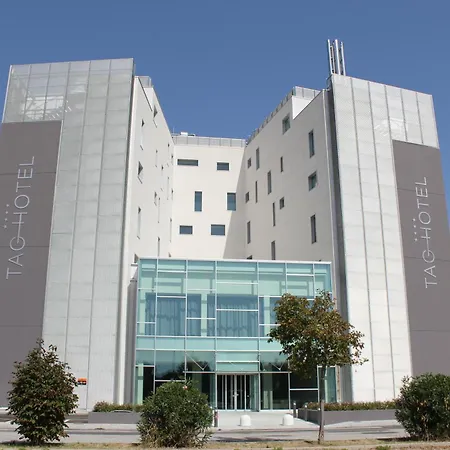 Tag Hotel-3