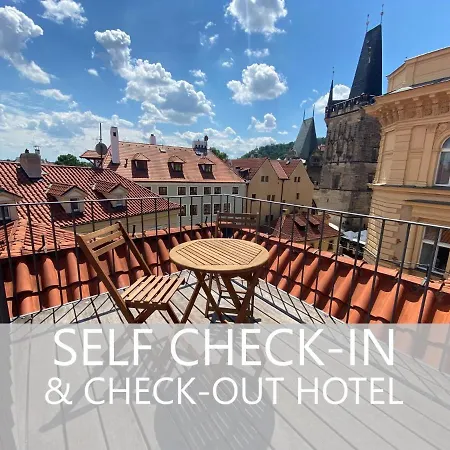 Charles Bridge Heritage Suites By Salvator Hotels-2