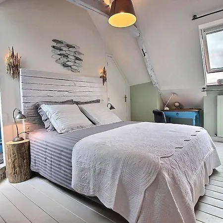 La Chambre Du Capitaine-3