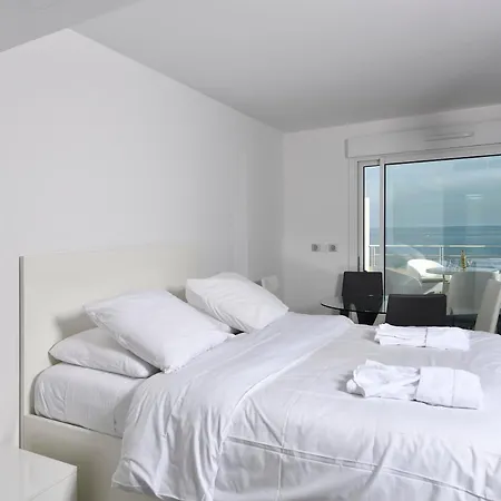 Le Nautilia Residence De Luxe "Reservee Aux Couples"-3