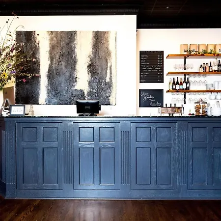 The Bishop Hotel-2