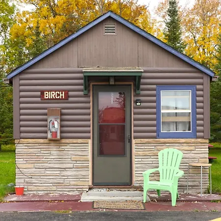 Hilltop Lodge And Cabins-3