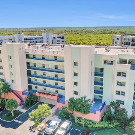 Oceanwalk Suite-2