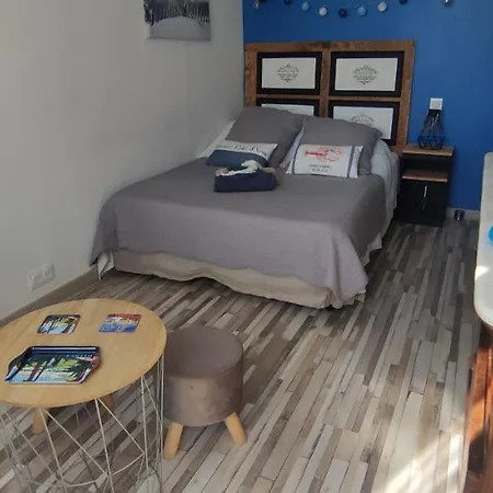 chambres côté plage, aperçu mer, côté plage et aéroport, climatisées et parking gratuit-3