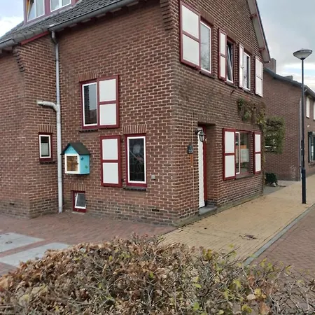 Bed En Breakfast Met Patio En Kippen-3