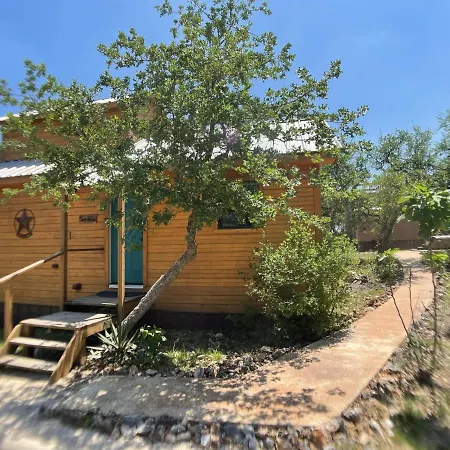 Walnut Canyon Cabins-3
