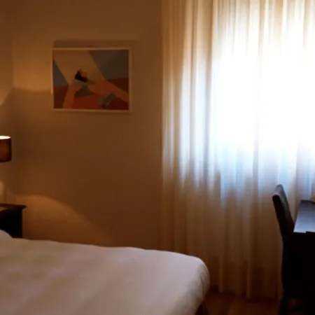 Hotel Touring-2