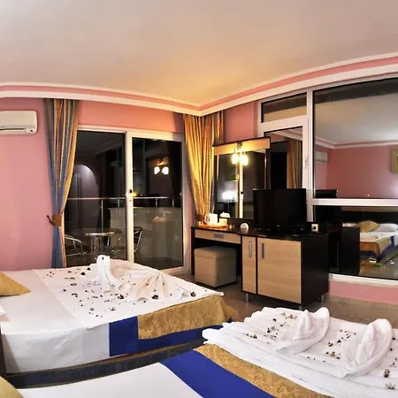 First Class Hotel-2