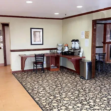 Baymont By Wyndham Battle Creek/I-94-3