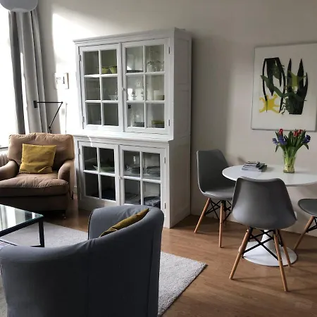 B&B Alexander-3