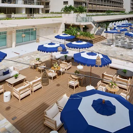 Outrigger Reef Waikiki Beach Resort-2