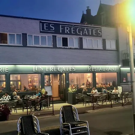 Les Fregates-2