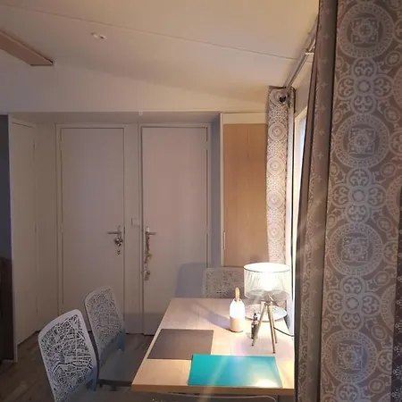 Mobile-home Bonne -Anse Plage-3