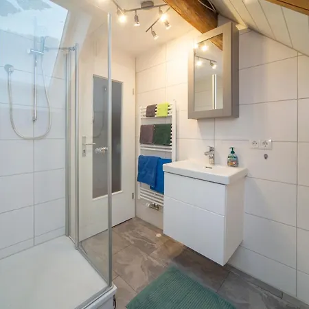 Monteur-/ Arbeiter-Apartment_ Wohnung 4-3