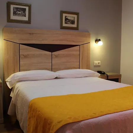 Hostal Madrid-2
