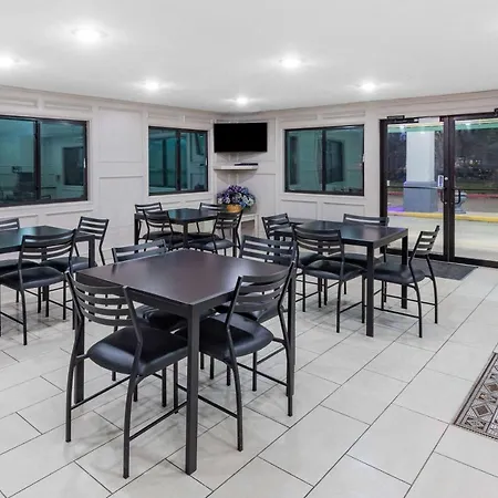 Super 8 By Wyndham League City Kemah Area-2
