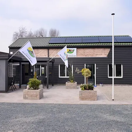 Guest House Aan de Hollandse IJssel-3