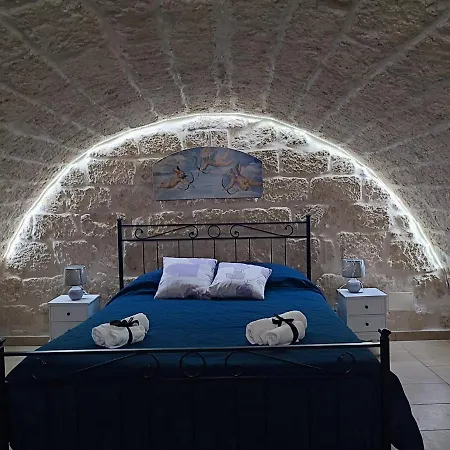La casa nel vico-3