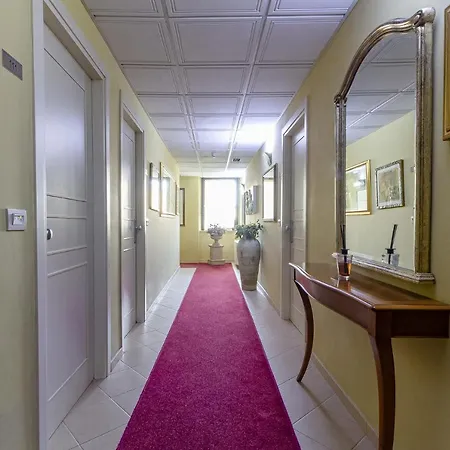 Hotel Vittorio Emanuele-3