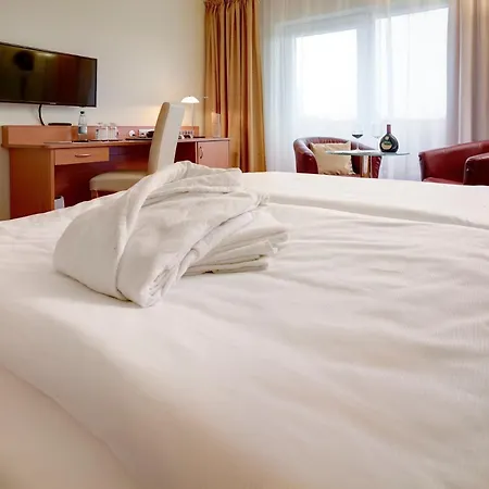 Kurhotel Pyramide Bad Windsheim-3