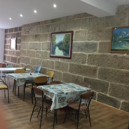 Habitación H-2 2º DCHA Vistas-3