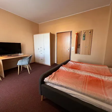 Hotelpension Am Thermalbad-2