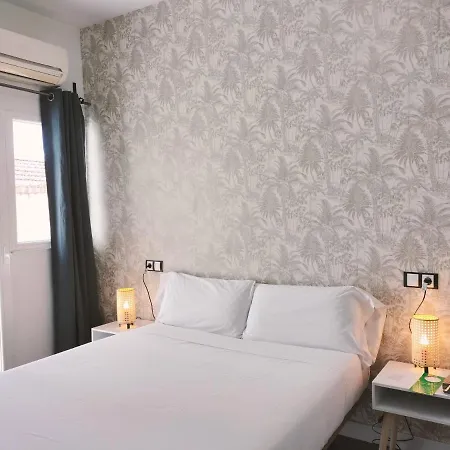 Hostal Gonzala By Gaiarooms-3