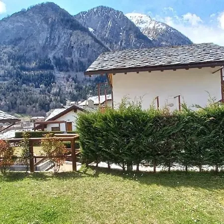 Villaggio delle Alpi-2
