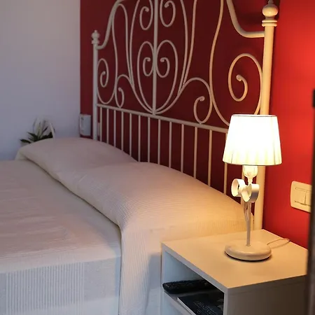 Sirolo Sea rooms-3