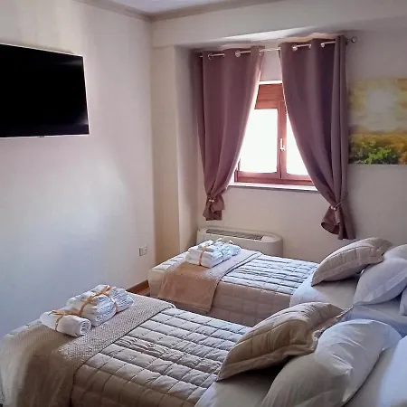 Bra Luxury Guest House-3