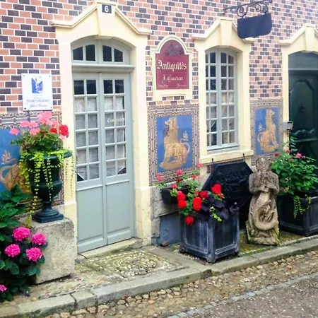 Logis Hotel La Tourelle du Beffroi-3