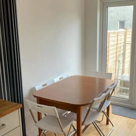 Perfect Room 1-2