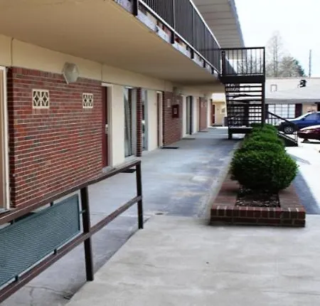 Speedway Inn-2