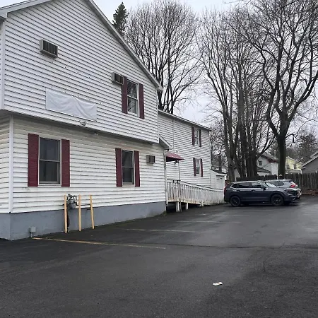Oswego Inn-2